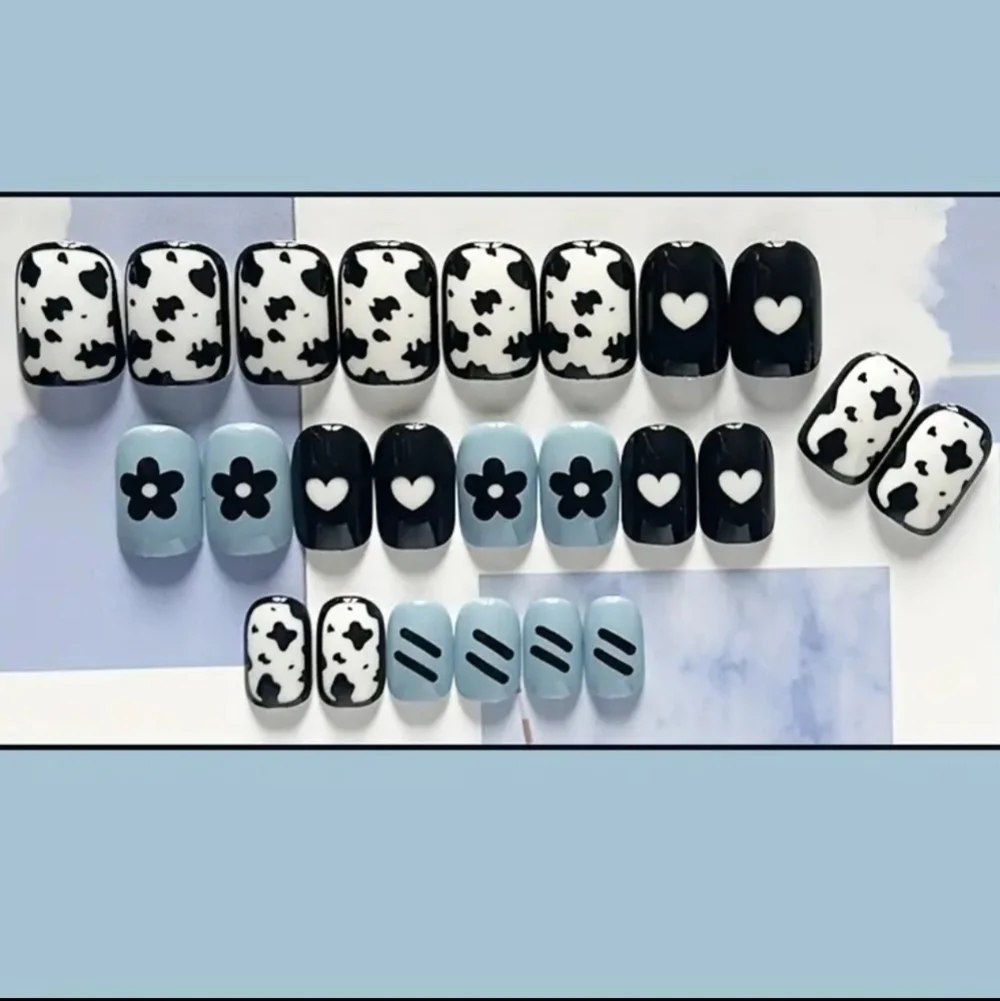 24 Pieces Fake Press On Nails